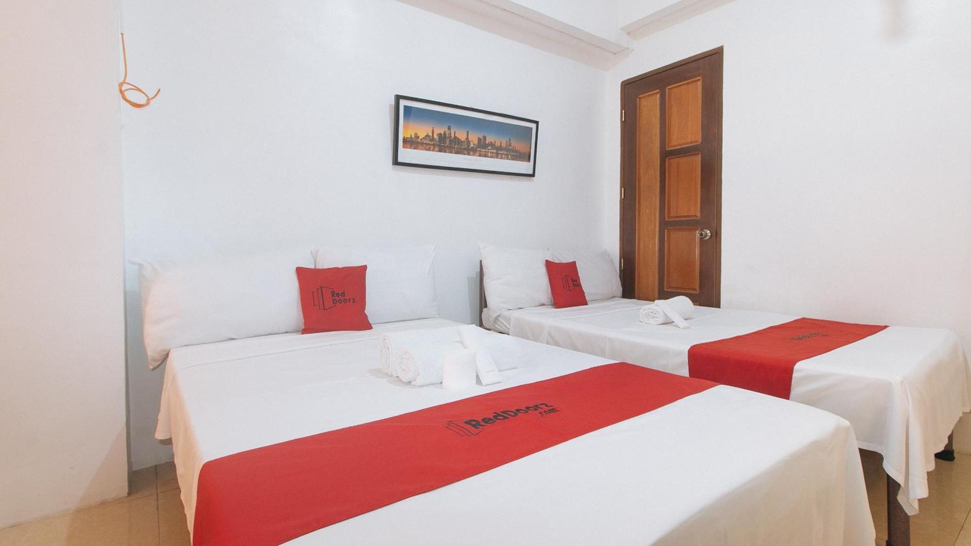 Reddoorz Near Lrt 2 Antipolo Station Exterior foto