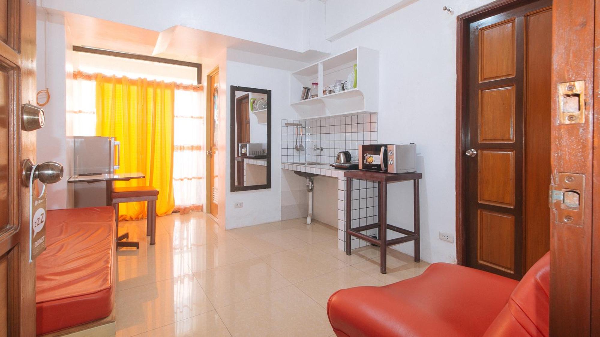 Reddoorz Near Lrt 2 Antipolo Station Exterior foto