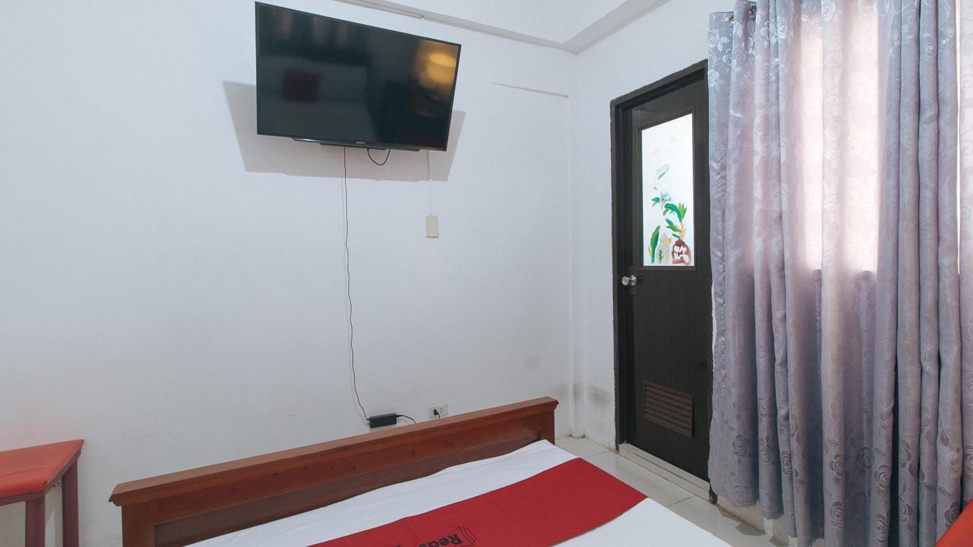 Reddoorz Near Lrt 2 Antipolo Station Exterior foto